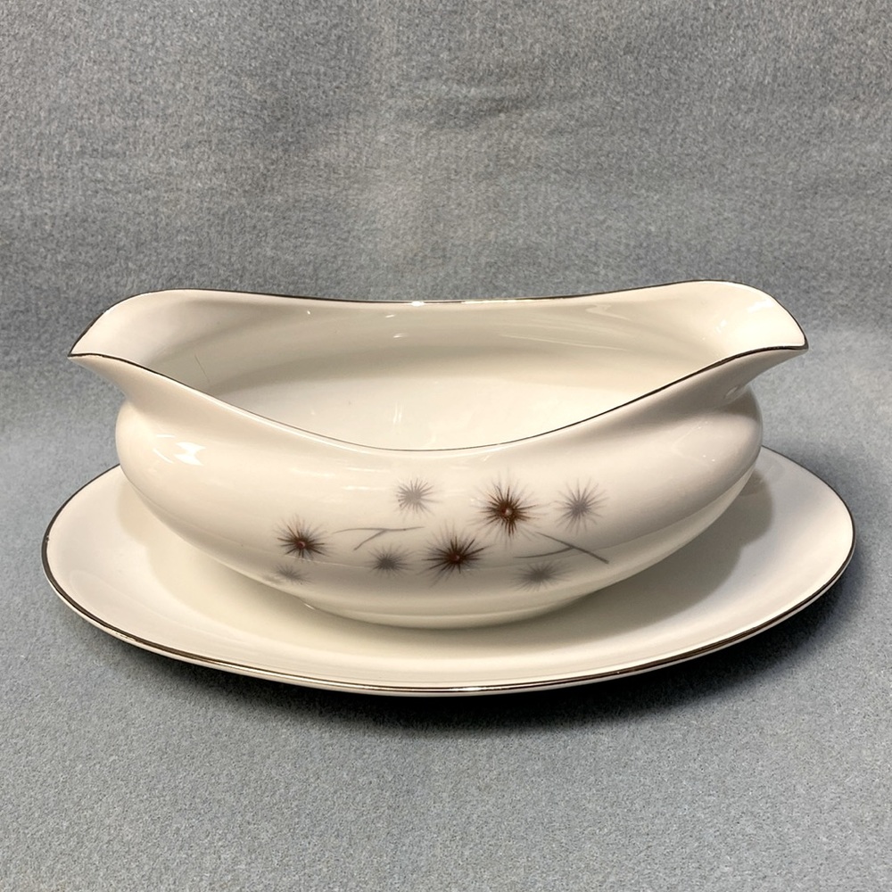 Creative Starburst Platinum Fine China Gravy Boat 1014
